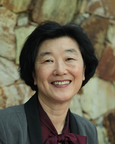 Professor Jingyeong Park